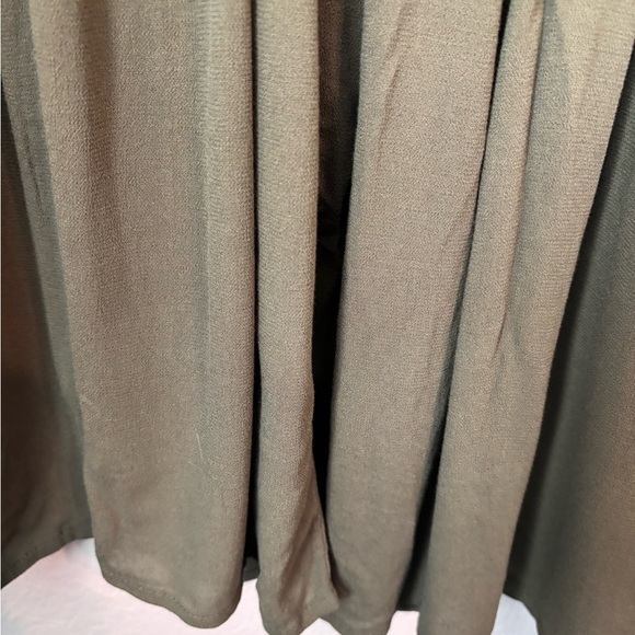 Old Navy Olive Green Pleated Midi Dress with Mandarin Collar - Picture 3 of 7